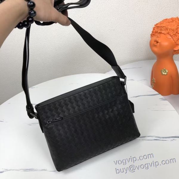 セレブ愛用の超人気商品 ボッテガ ヴェネタ BOTTEGA VENETA 2025超人気新品 斜め掛けバッグ ショルダーバッグ ブランドコピー